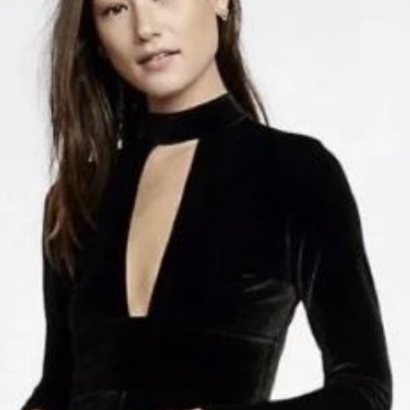 EXPRESS Women's Velvet Velour Plunge Romper Size PS - Picture 2 of 10